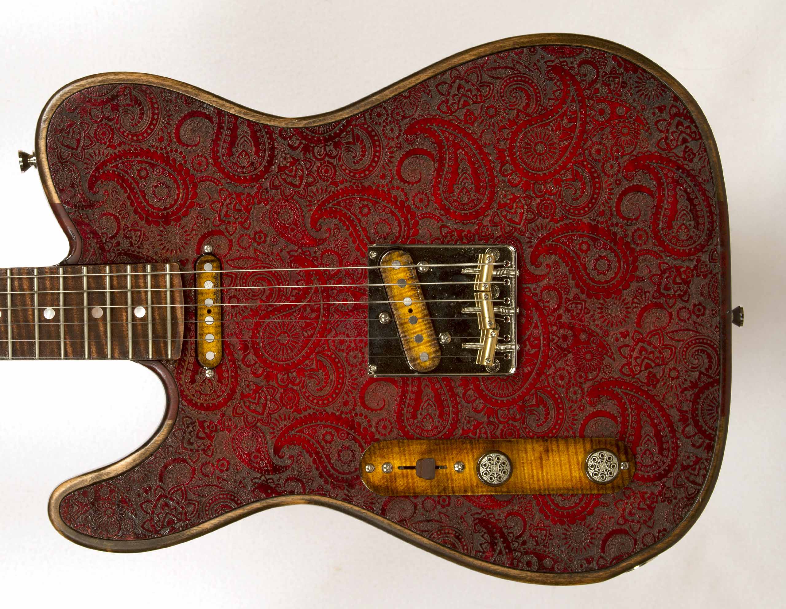 Crimson Brust Paisley LH - #251076 Maverick Laser